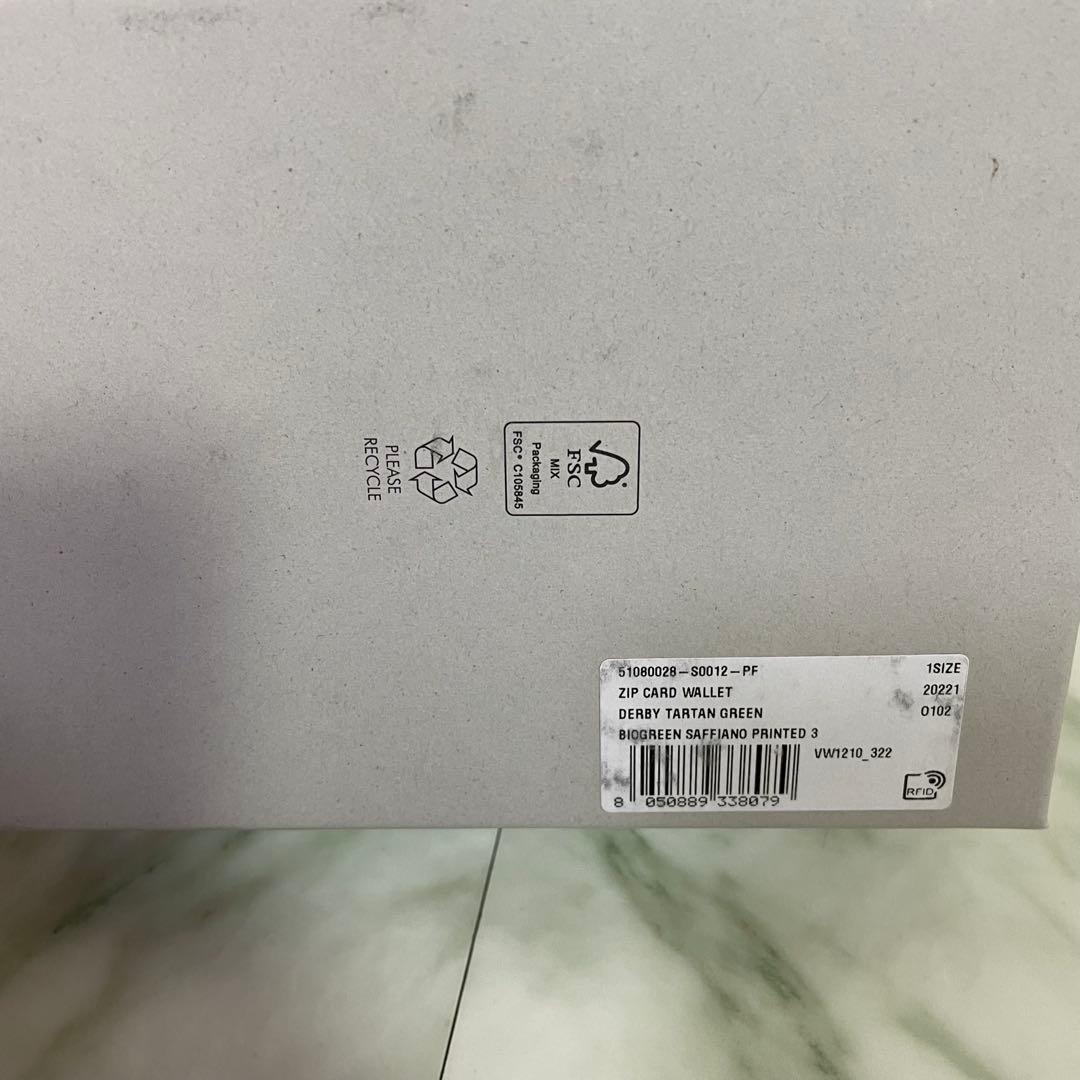 【新品】Vivienne Westwood財布レディース　マルチカラーチェック