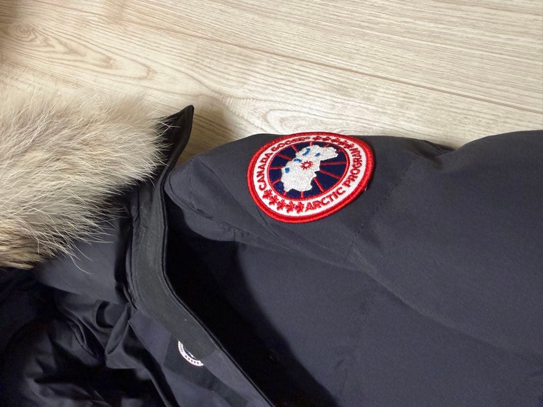   ダウン　XS カナダグース　マッケンジー　 アウター