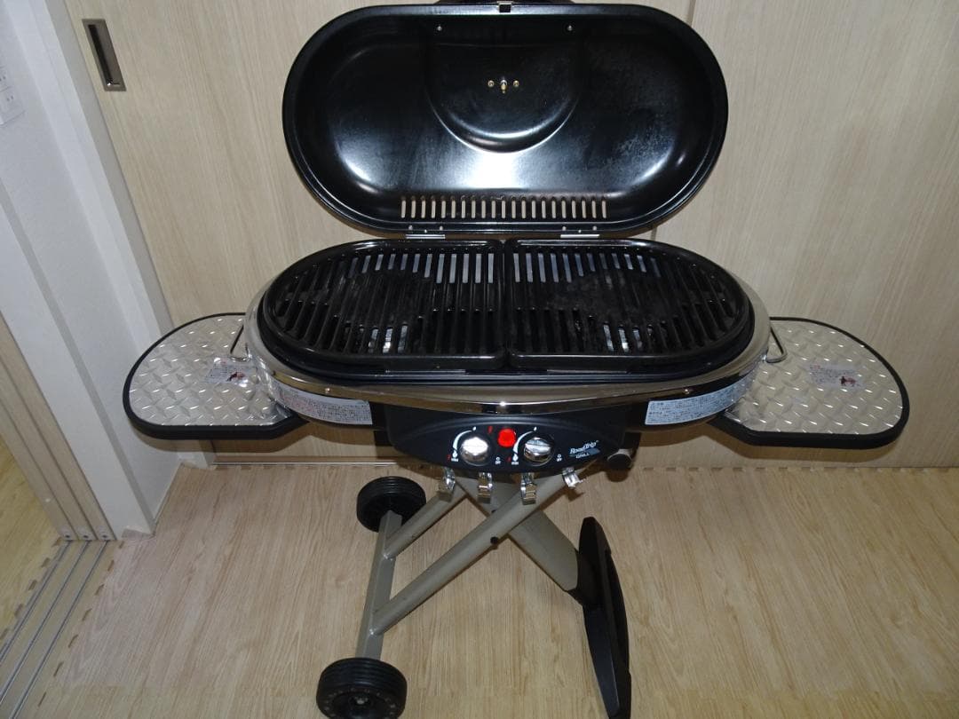 ■美品　Coleman　ロードトリップグリル LXE-JⅡ（ブラック）　セット
