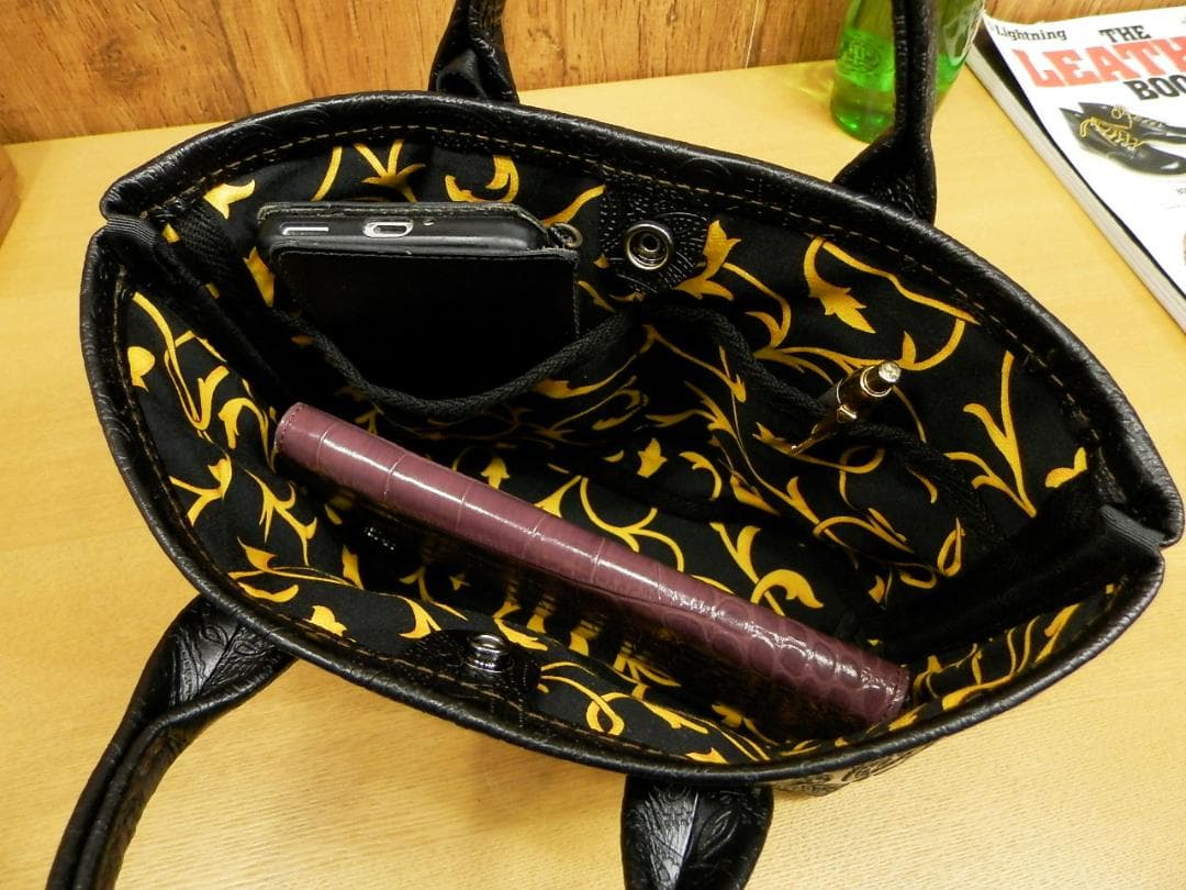☆xsサイズ☆ゴージャス唐草裏地×黒ペイズリー柄レザーのミニトートバッグ♪日本製