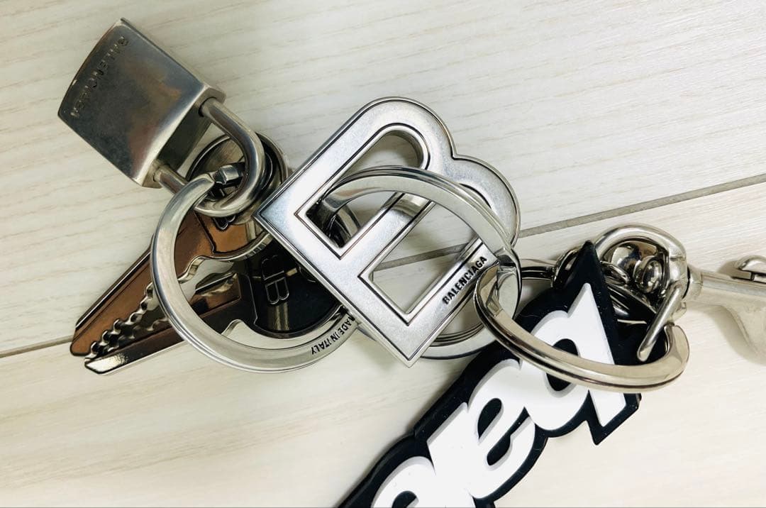 BALENCIAGA バレンシアガ　KIT チャーム／キーリング