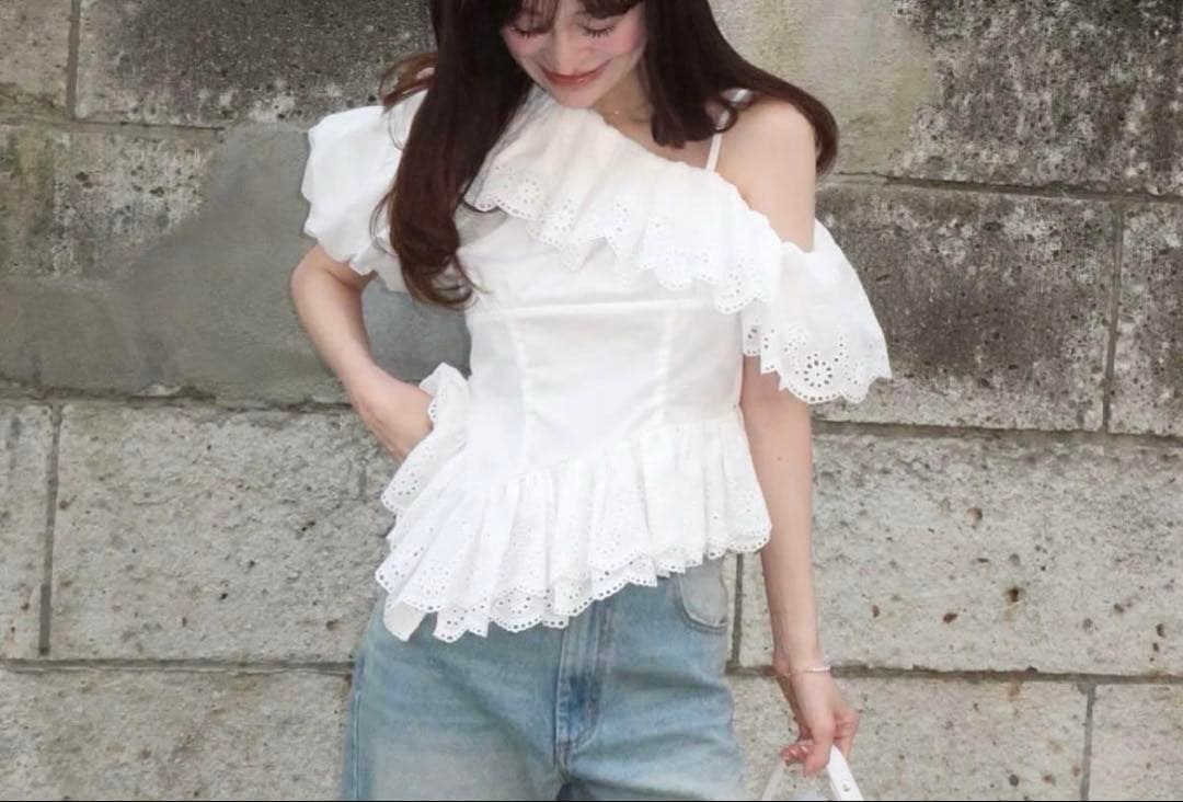 トップス Bibiy COLENNE RUFFLE TOP