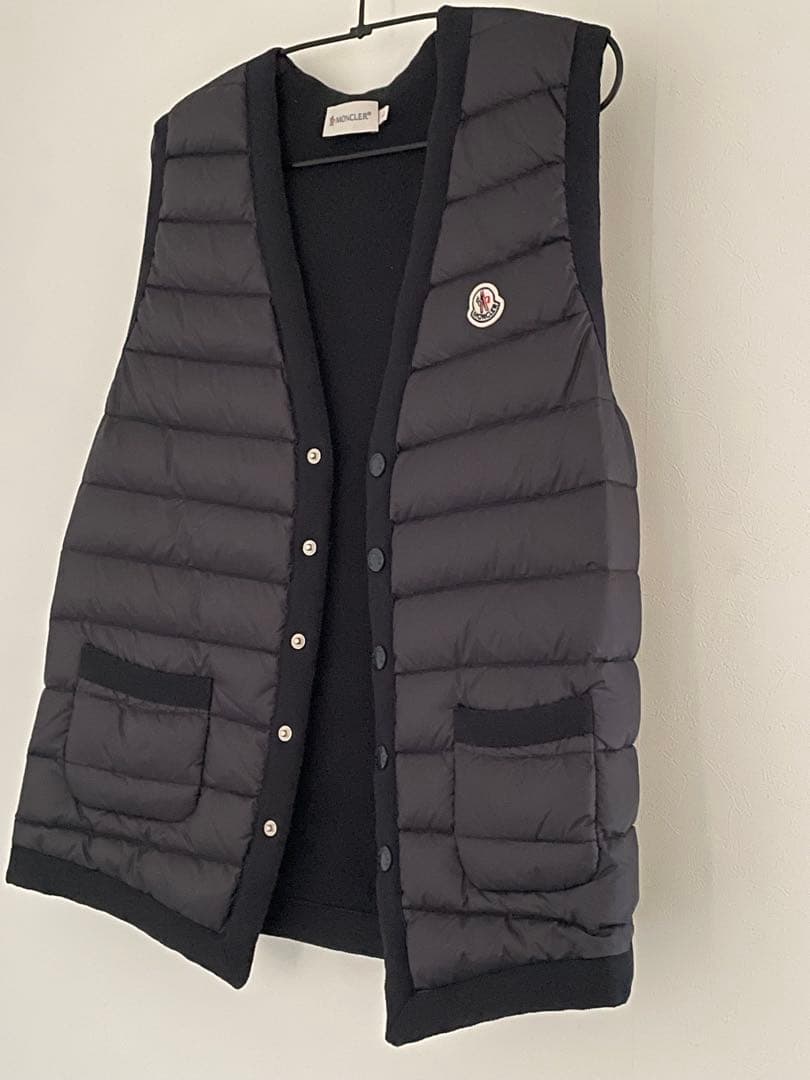 モンクレール　ベストニットきりかえ