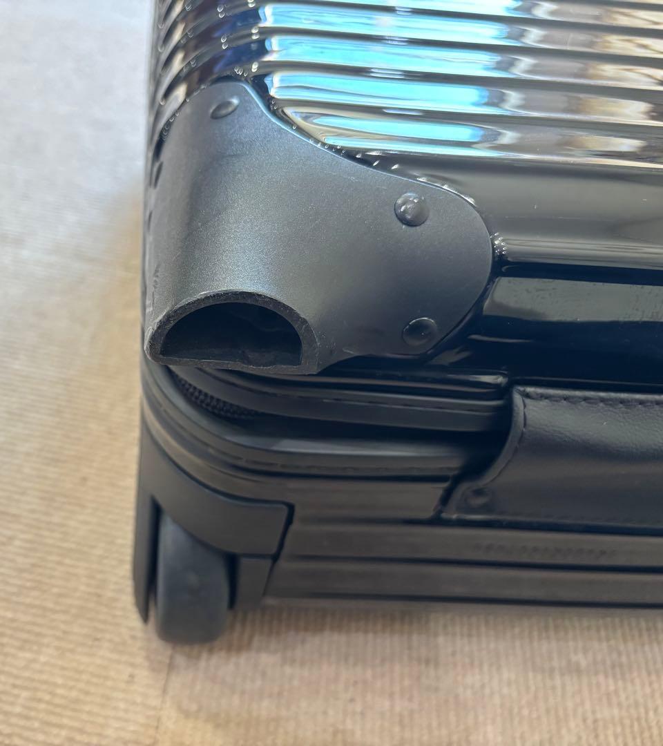 リモワ サルサデラックス 25L ビジネストローリー 機内持込 2輪　黒