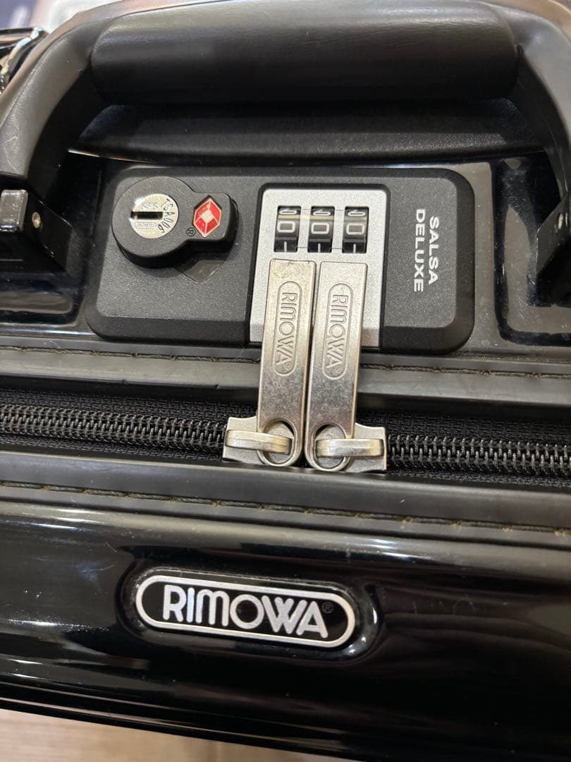 リモワ サルサデラックス 25L ビジネストローリー 機内持込 2輪　黒
