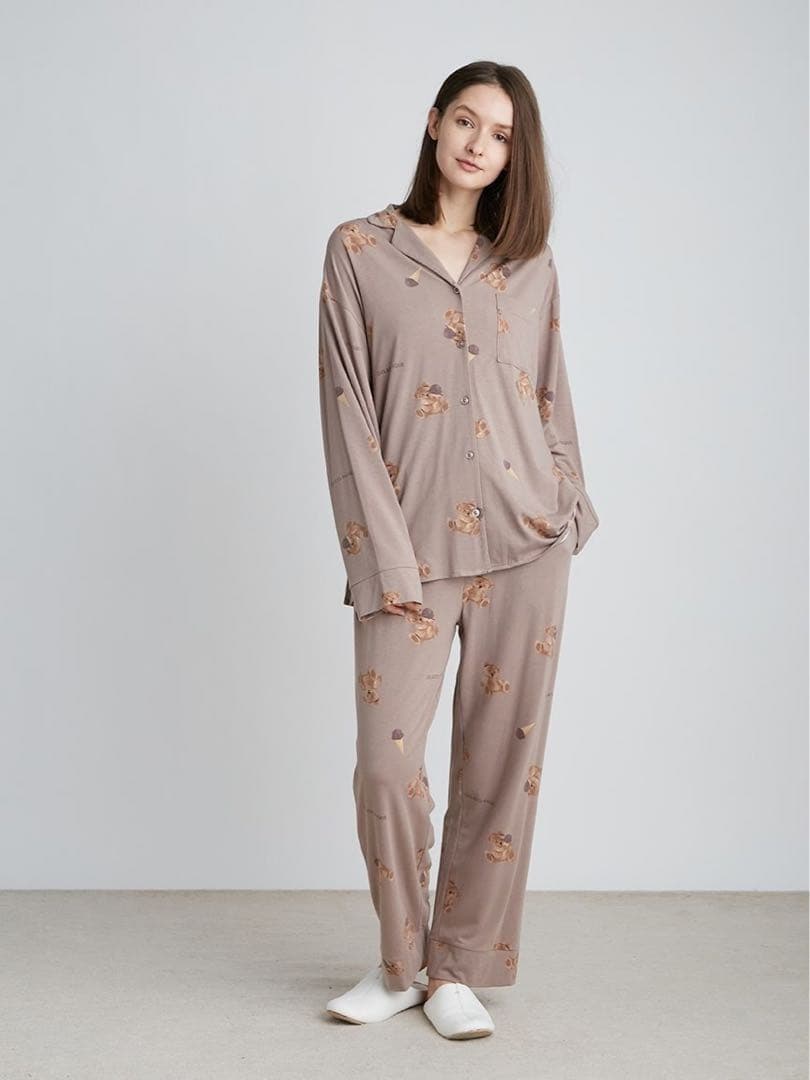 新品　完売品　限定　ジェラートピケ　パジャマ　長袖　上下セット　ベア　くま
