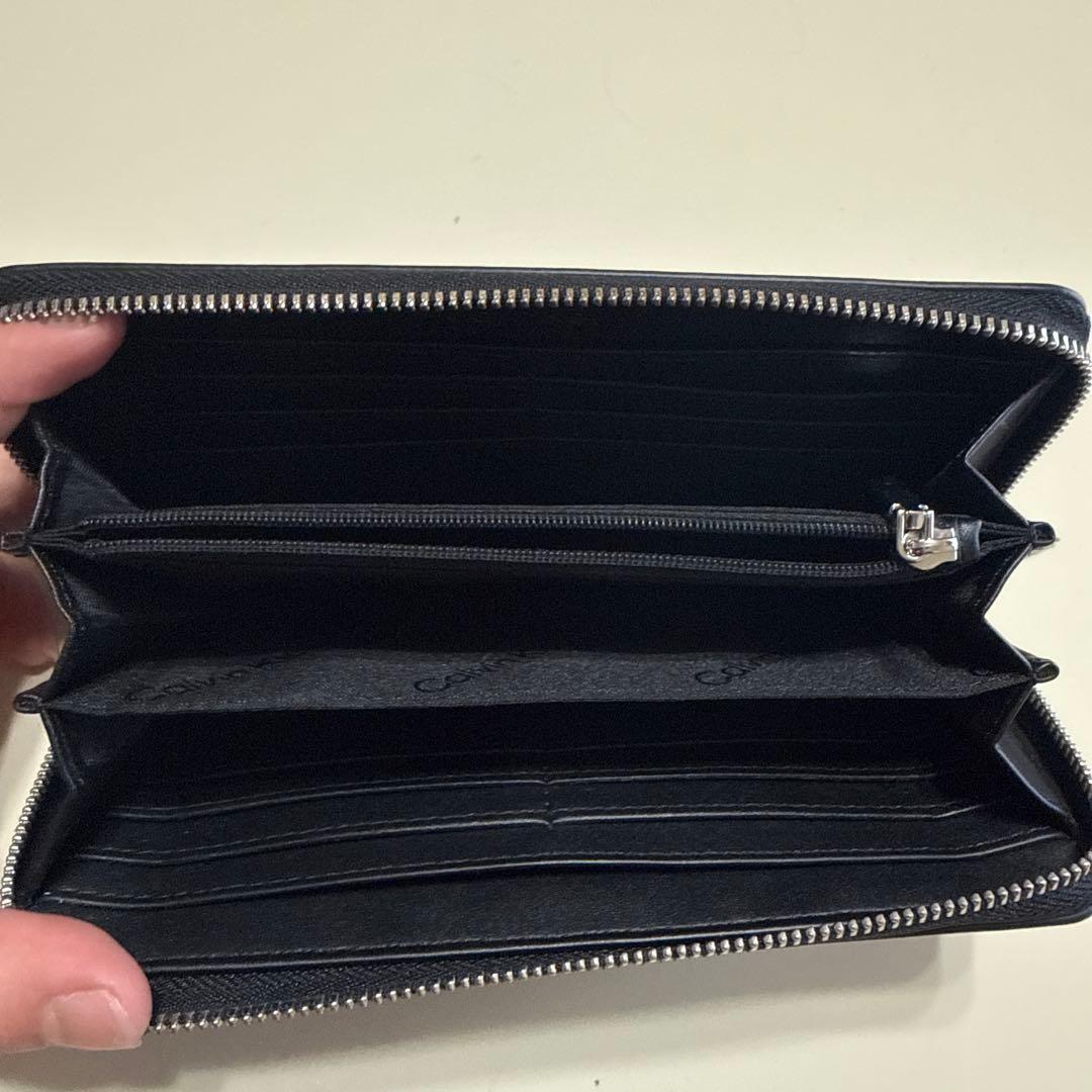 「極美品」カルバンクラインの長財布 箱付き