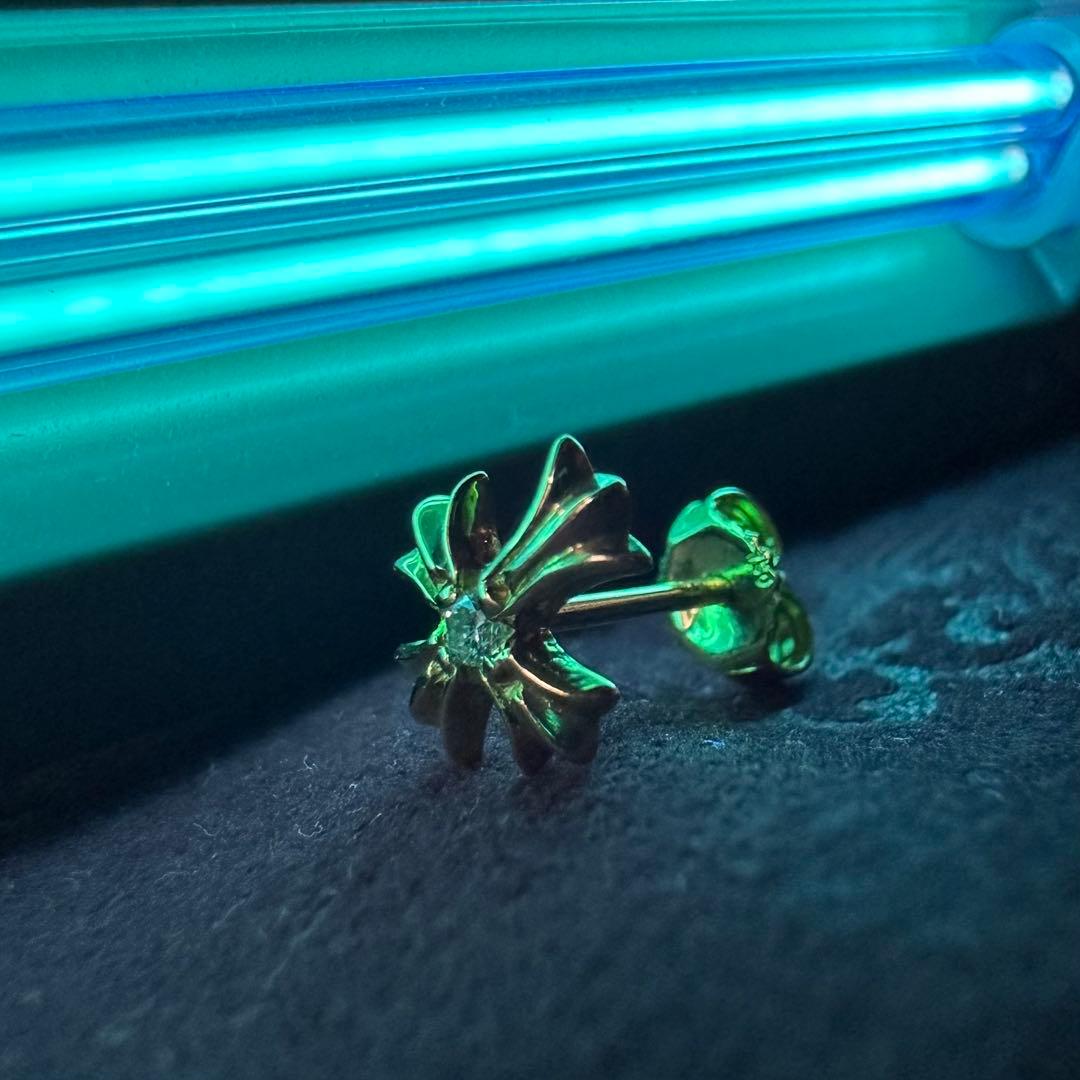 ■ Chrome Hearts 22k スタッド CHプラス ピアス ■ 1D