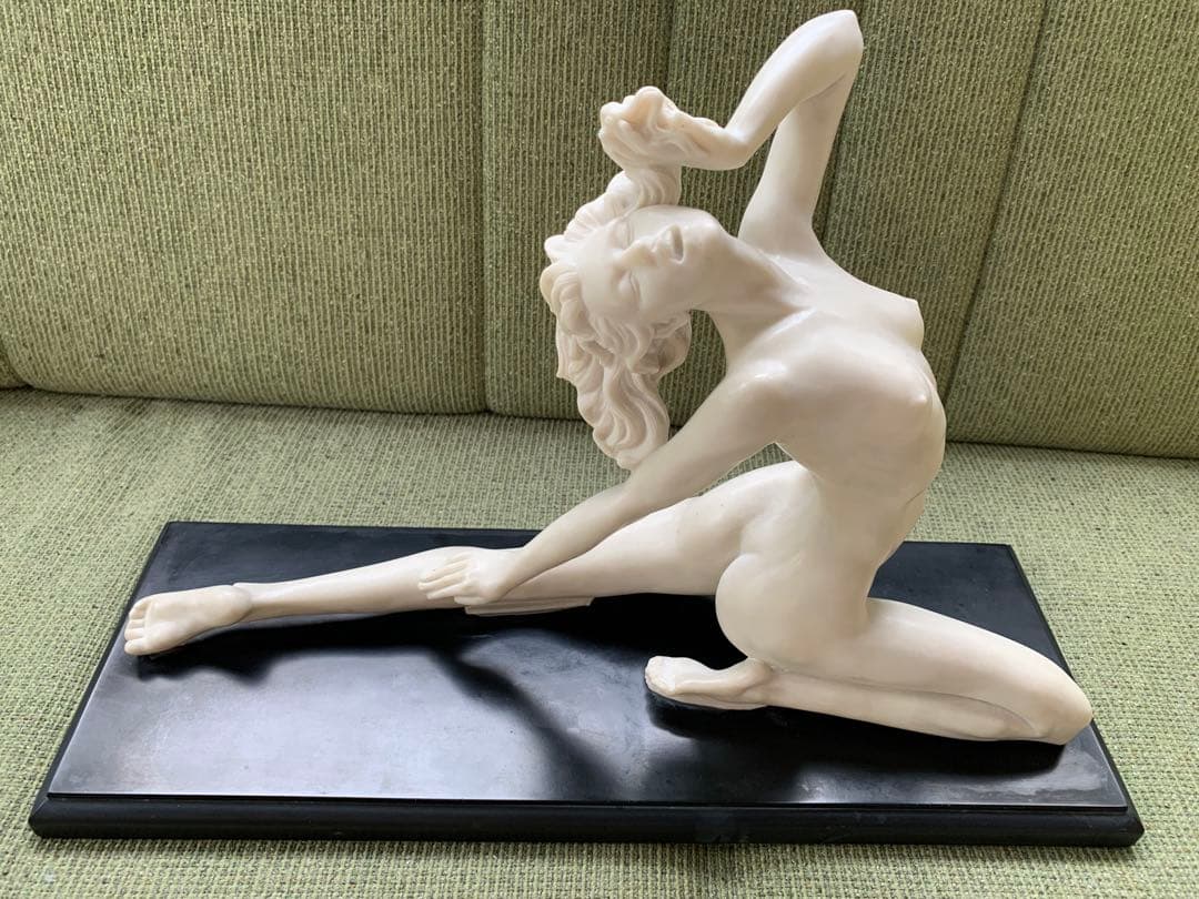 大理石 彫刻 裸婦像