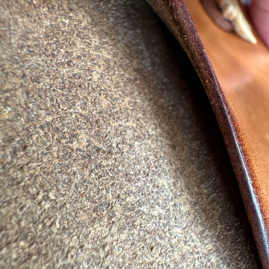 ゴローズ　サドルレザー ケース 丸型