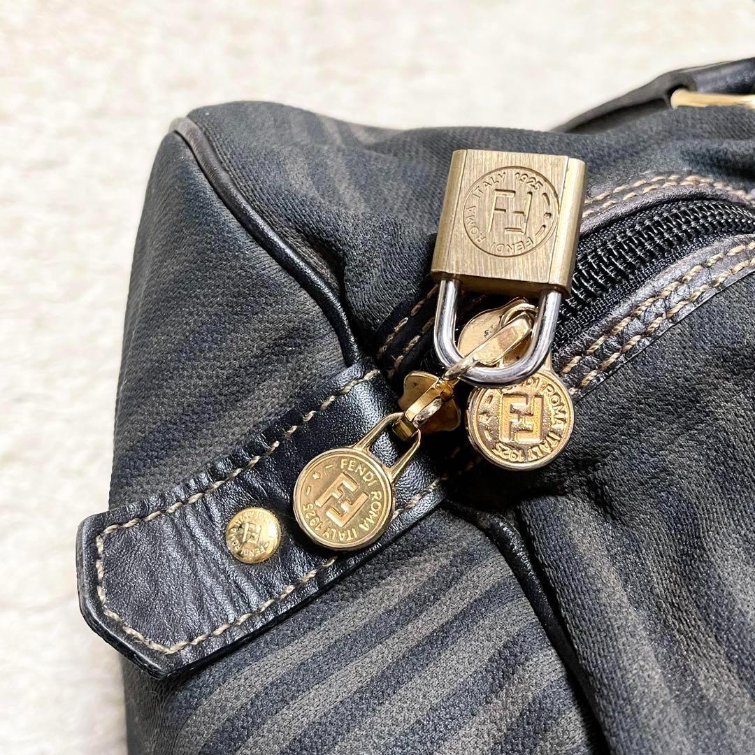 【美品】フェンディ　ボストンバッグ　大容量　A4可　レザー　ペカン柄　南京錠