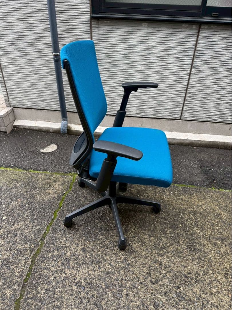 【美品】オカムラESCUDO(エスクード) 　オフィスチェア　事務イス