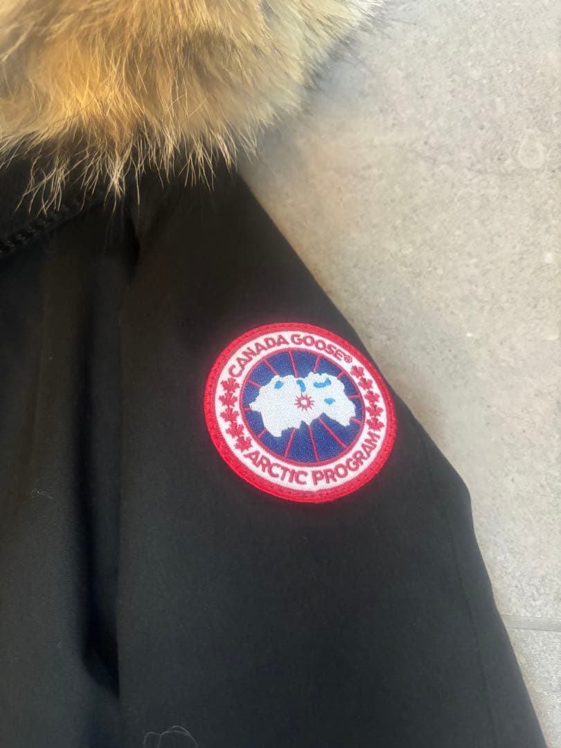 超美品　カナダグース　ダウン