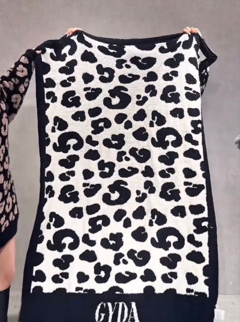 【GYDA】 新品タグ付き レオパード ブランケット グレー