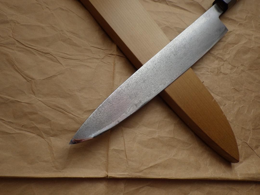 一刀斎虎徹作★鍛造和包丁/本水牛八角柄/鞘付属★堺打刃物創業1917年