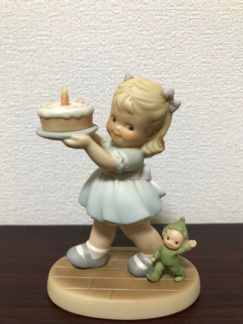エネスコ社　マーベルルーシーアトウェル 529575