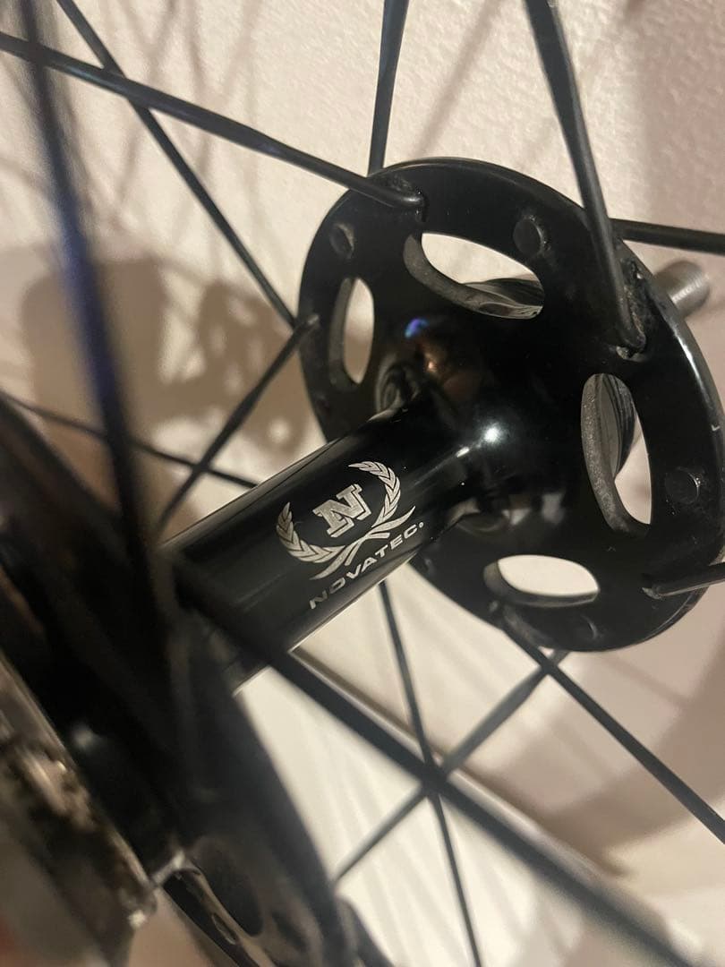 700C 固定ギア17T ピスト自転車用 カーボンホイール　リムハイト50mm