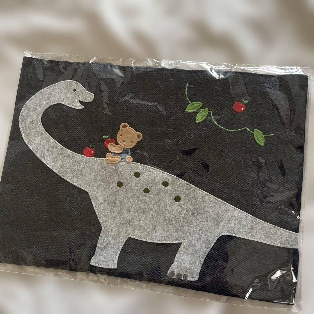 ファミリア恐竜展限定バッグ新品