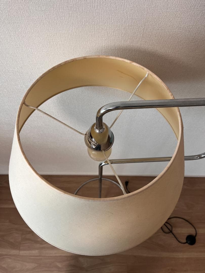 フロアランプ 高さ127cm（ドリームベッド製）