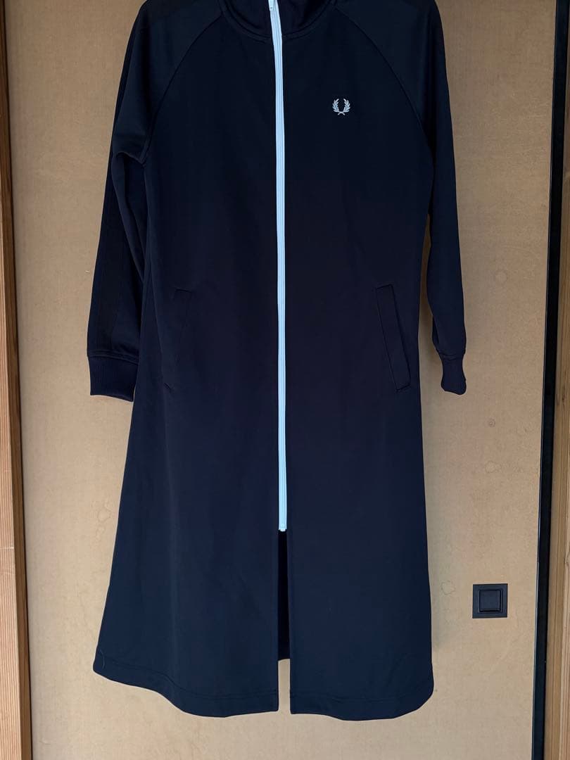 FRED PERRY ネイビージャージ コート