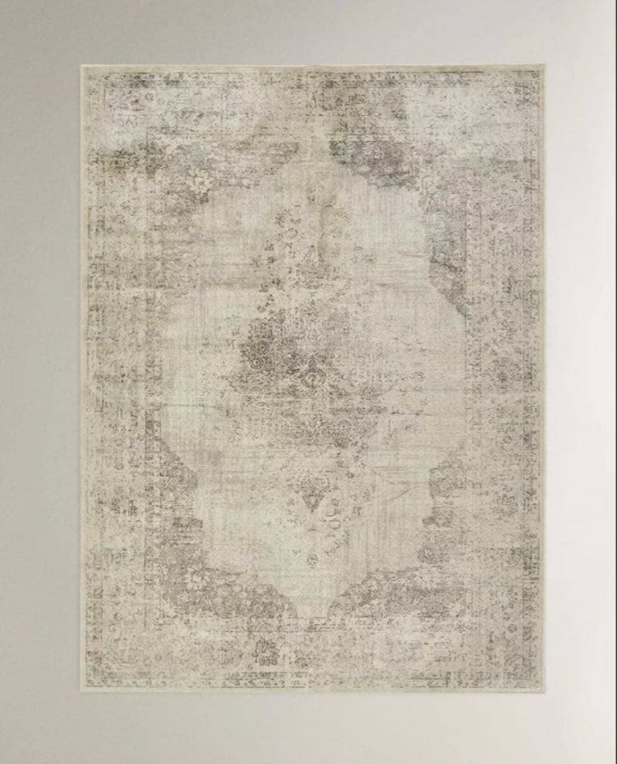 ZARA  ヴィンテージラグ　アクタス　ikea ペルシャ