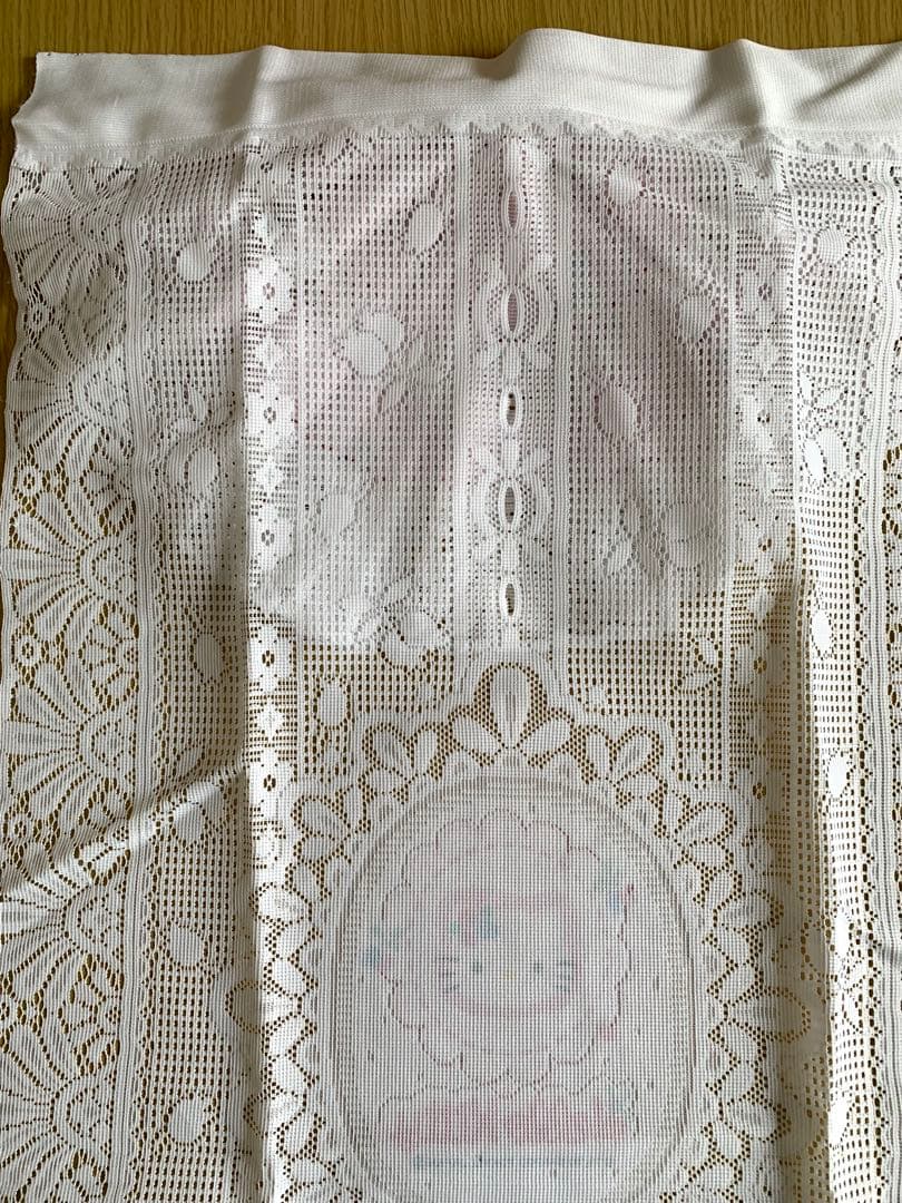 サンリオ　ハローキティ　レースのれんレトロ