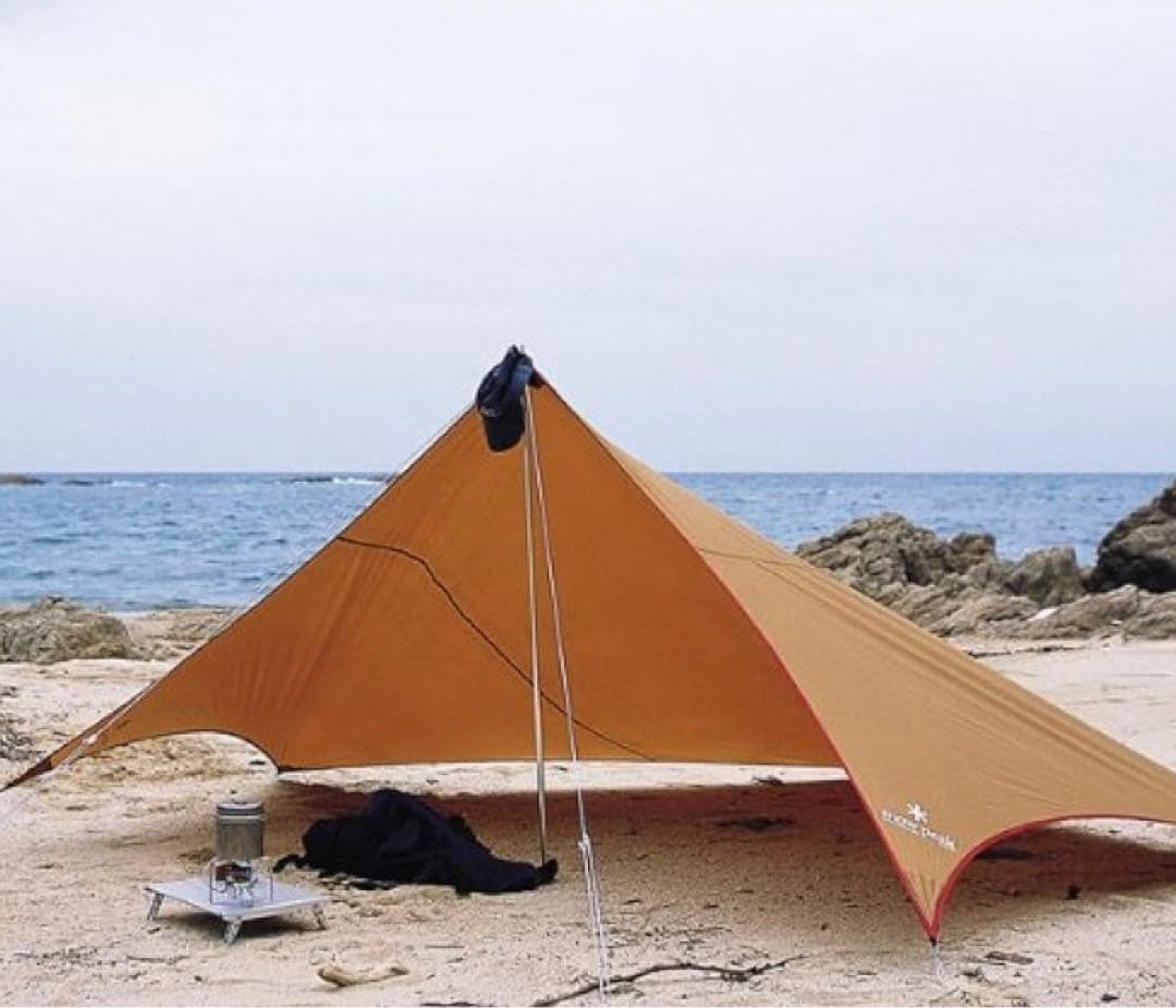 ほぼ新品の初期タイプスノーピークペンタシールドとペンタイーズとポールのセット