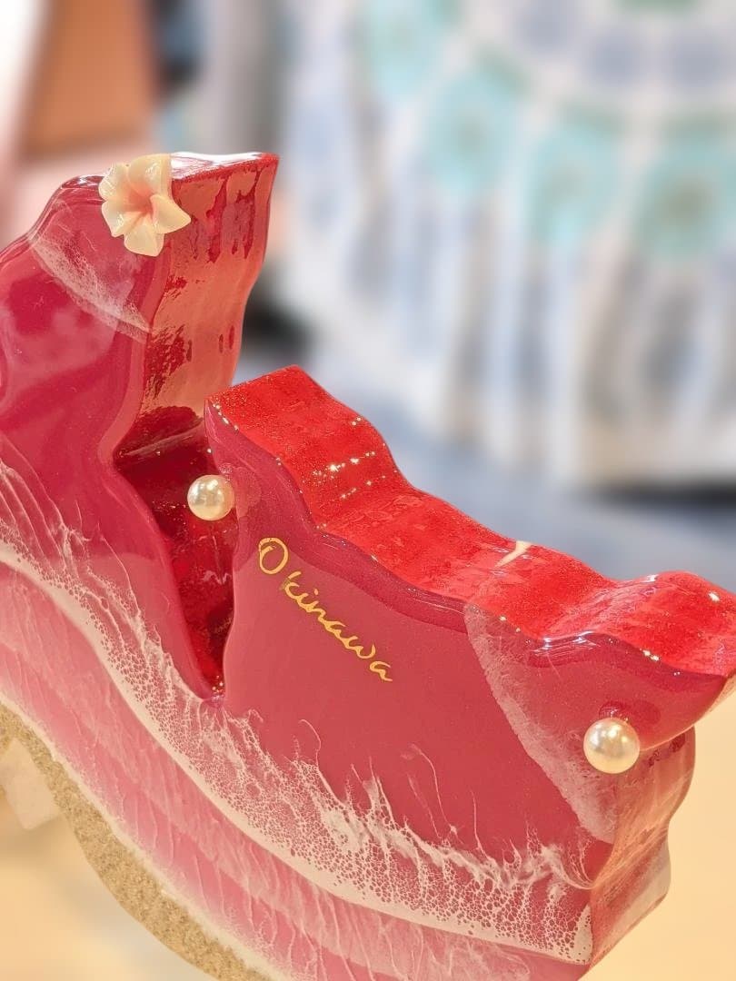 ⑦シーサーのオーシャンアート おきなわ　ピンク　(メス)　レジンアート