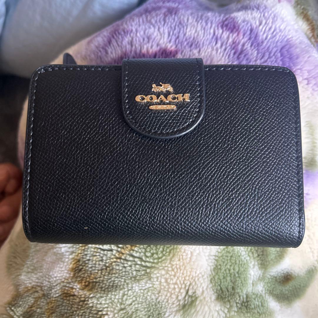 超美品COACH ブラック 二つ折り財布早い物勝ちレア品値引き交渉あり