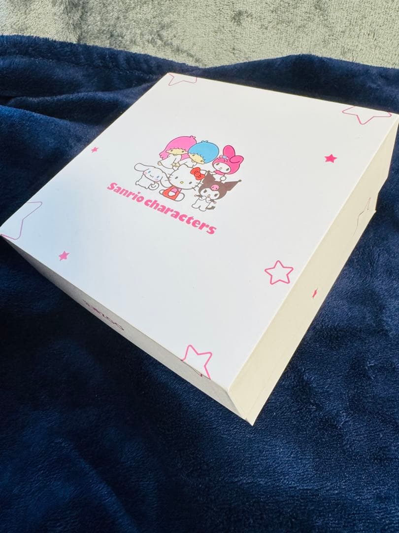 ハローキティ チャイナ服 Gショック風 サンリオ 腕時計 限定 海外 コラボ