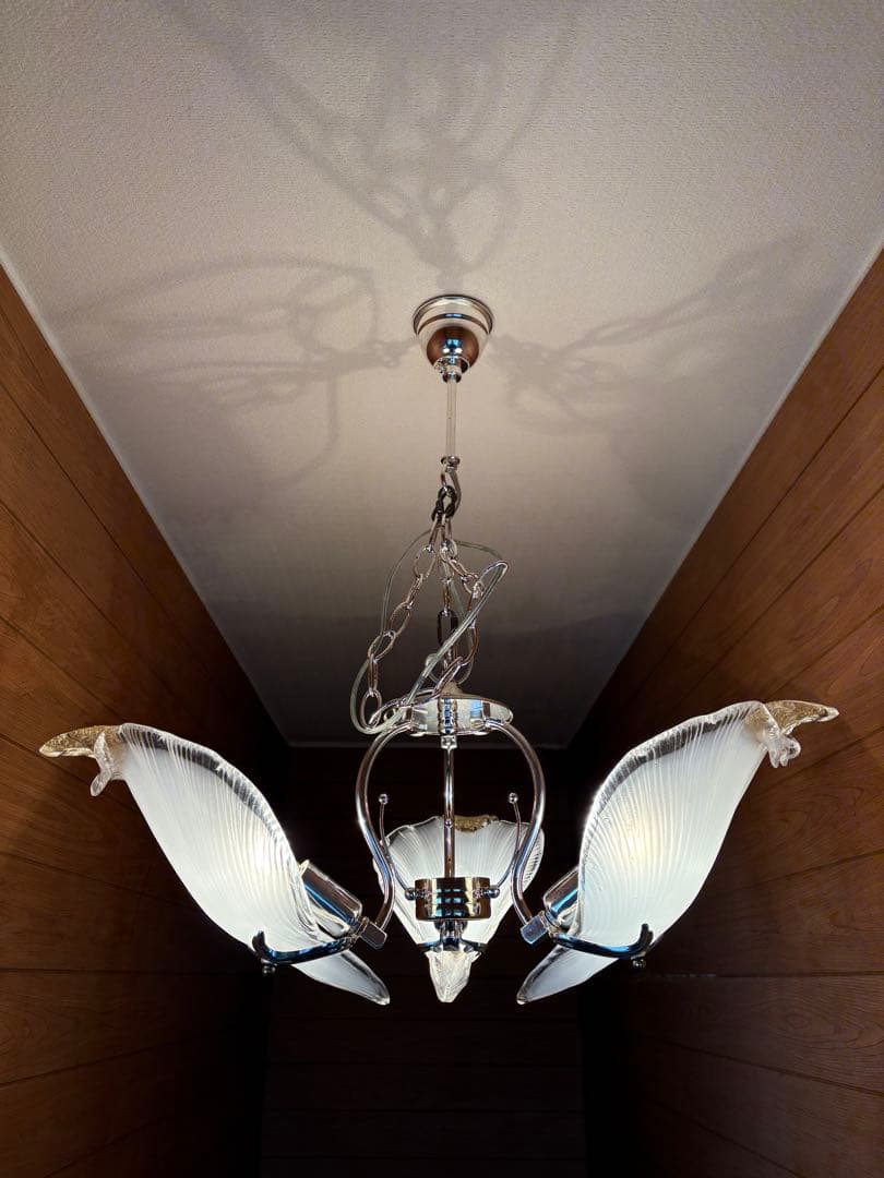 瀧住電機工業 タキズミ 3連シャンデリア 羽根シェード