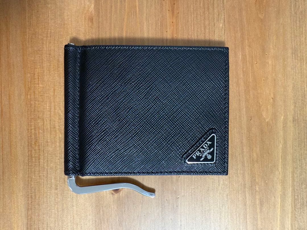PRADA サフィアーノレザー マネークリップ