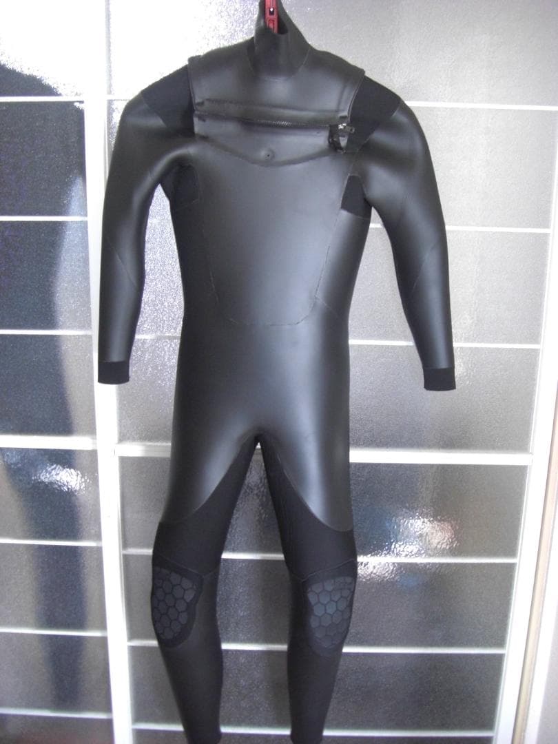 使用回数1R半 チェストジップセミドライ(2025モデル)