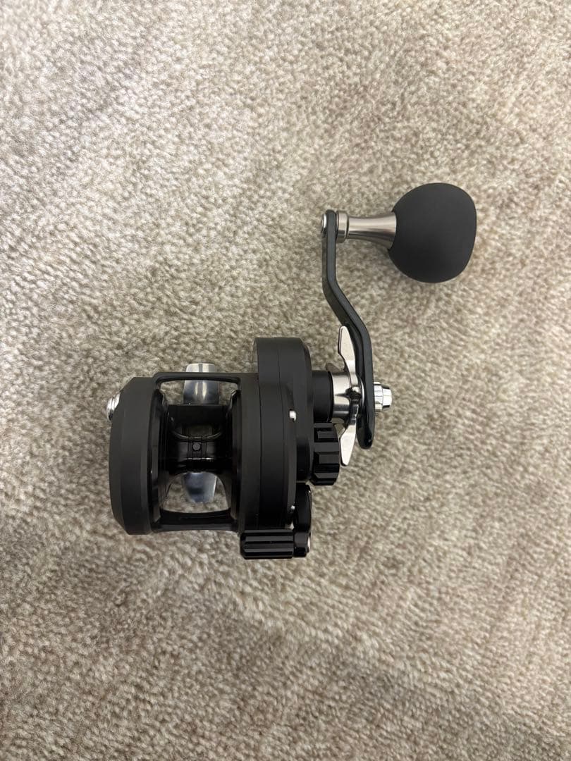 CATALINA 15H ベイトリール ブラック 右ハンドル