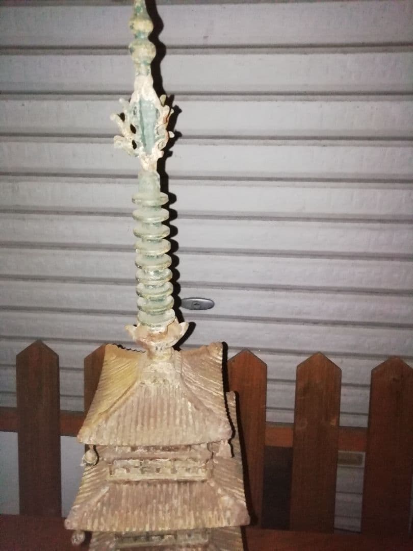 五重塔　旧家の庭園　年代物