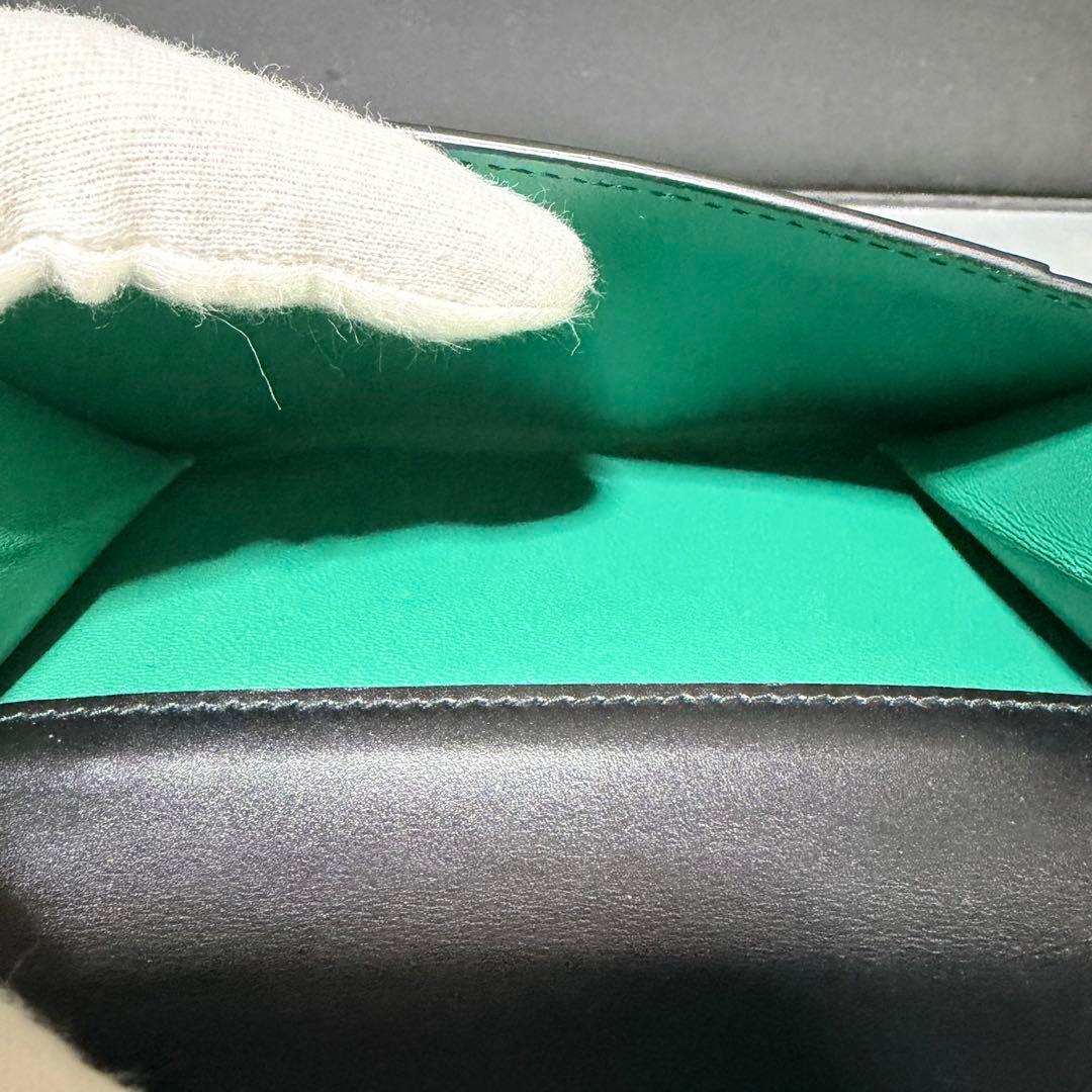 美品　ブルガリ　セルペンティ　蛇　バイカラー　三つ折り財布