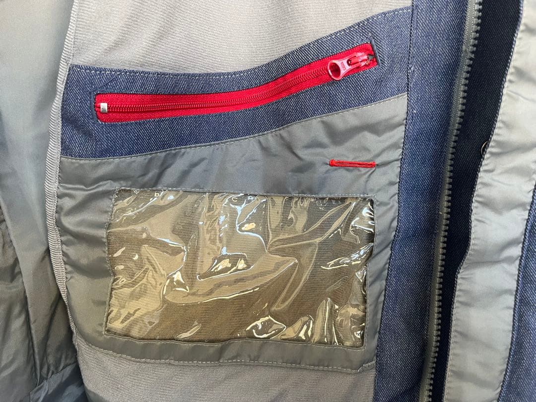 686 シックスエイトシックス　スノーボードウェア　上下セット　M