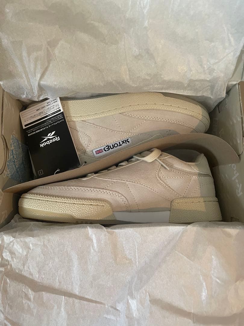 【SixTONES ×リーボック】22.5cm コラボスニーカー　オフホワイト