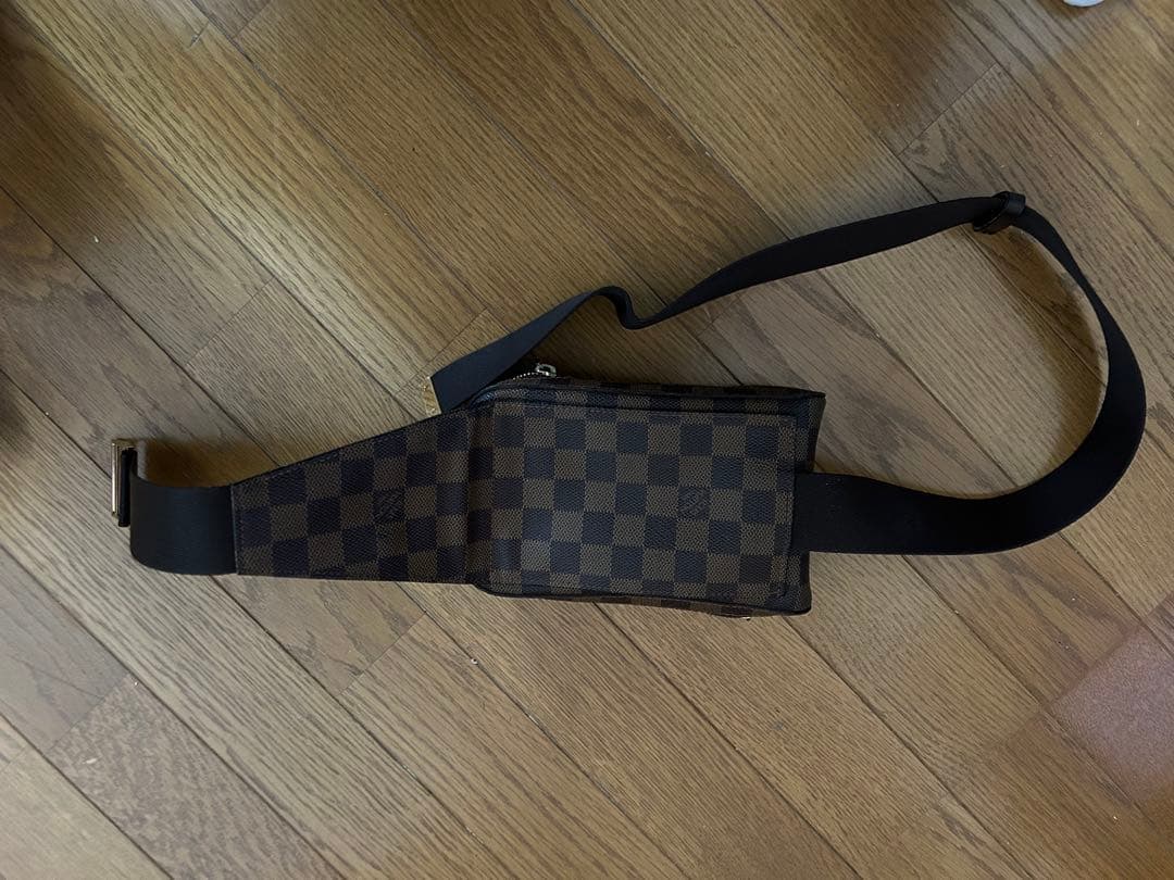 Luis Vuitton ダミエパターン ボディバッグ ジェロニモス