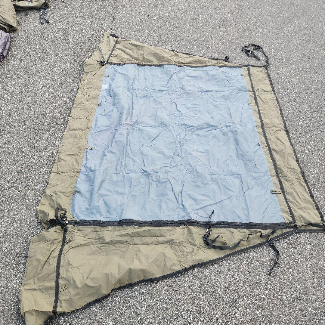 FUTURE FOX　フォックスベース 　全幕メッシュ付き二股ポール2セット