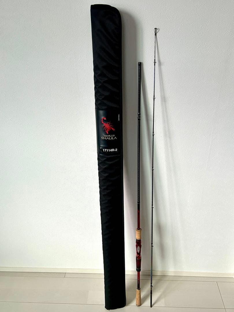 【美品】ワールドシャウラ17114R-2