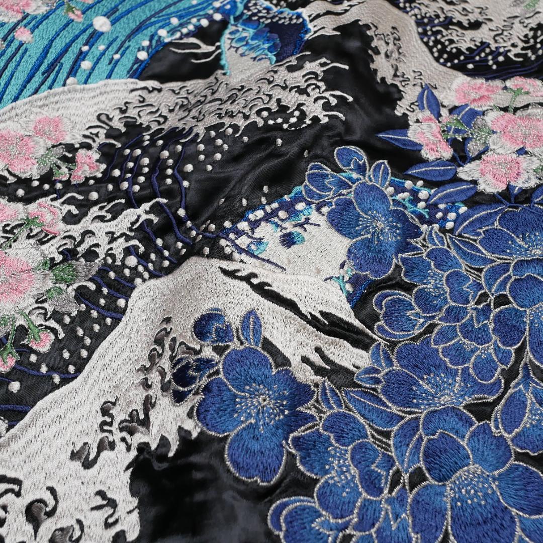 極美品【絡繰魂】スカジャン XXL ザトウクジラ 和柄 リバーシブル 桜 刺繍