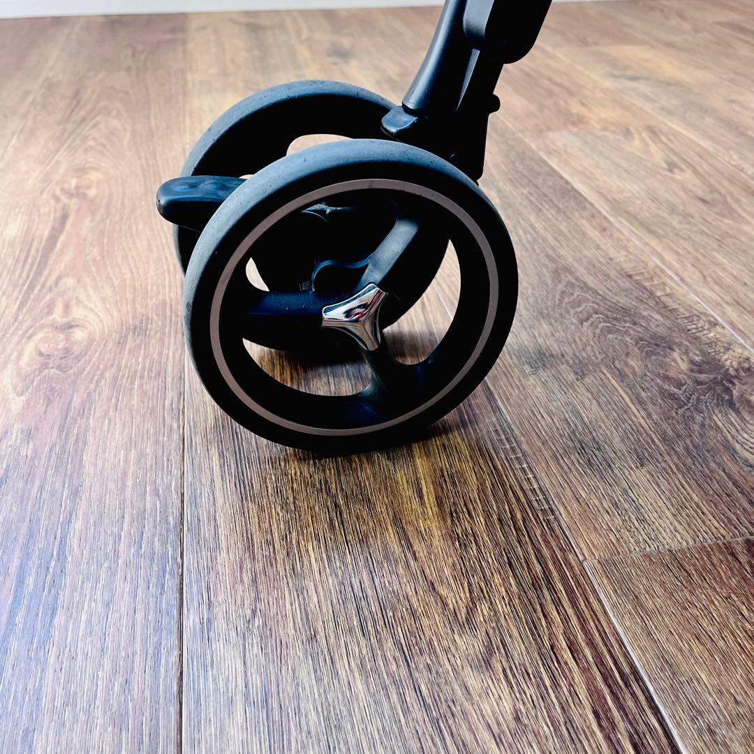 極美品 アップリカ ラクーナクッション ビッテ 1200台限定カラー ベビーカー