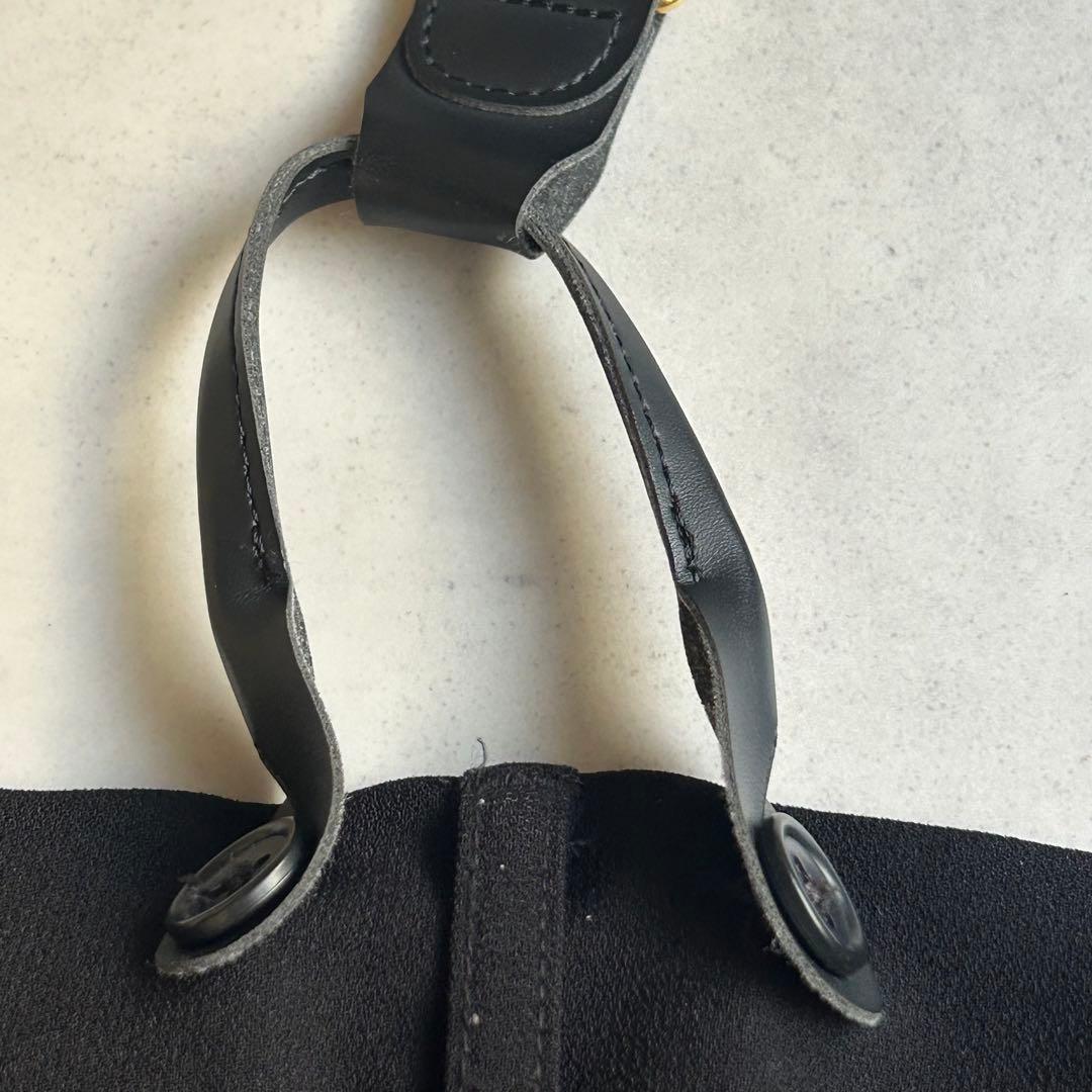 カレンソロジー 24AW サスペンダー付きタックパンツ フルレングス 黒