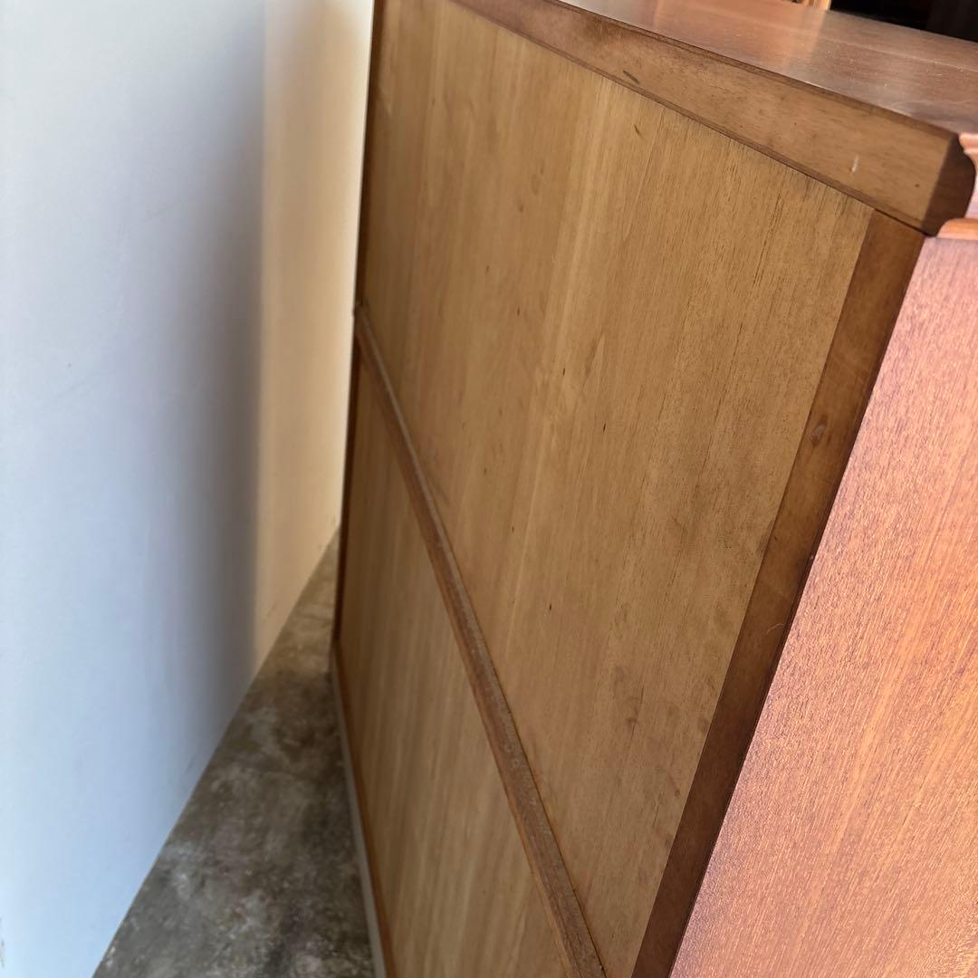 北欧デザインの整理箪笥　洋服ダンス　引き出し7杯　ドロワー　箪笥　天然木