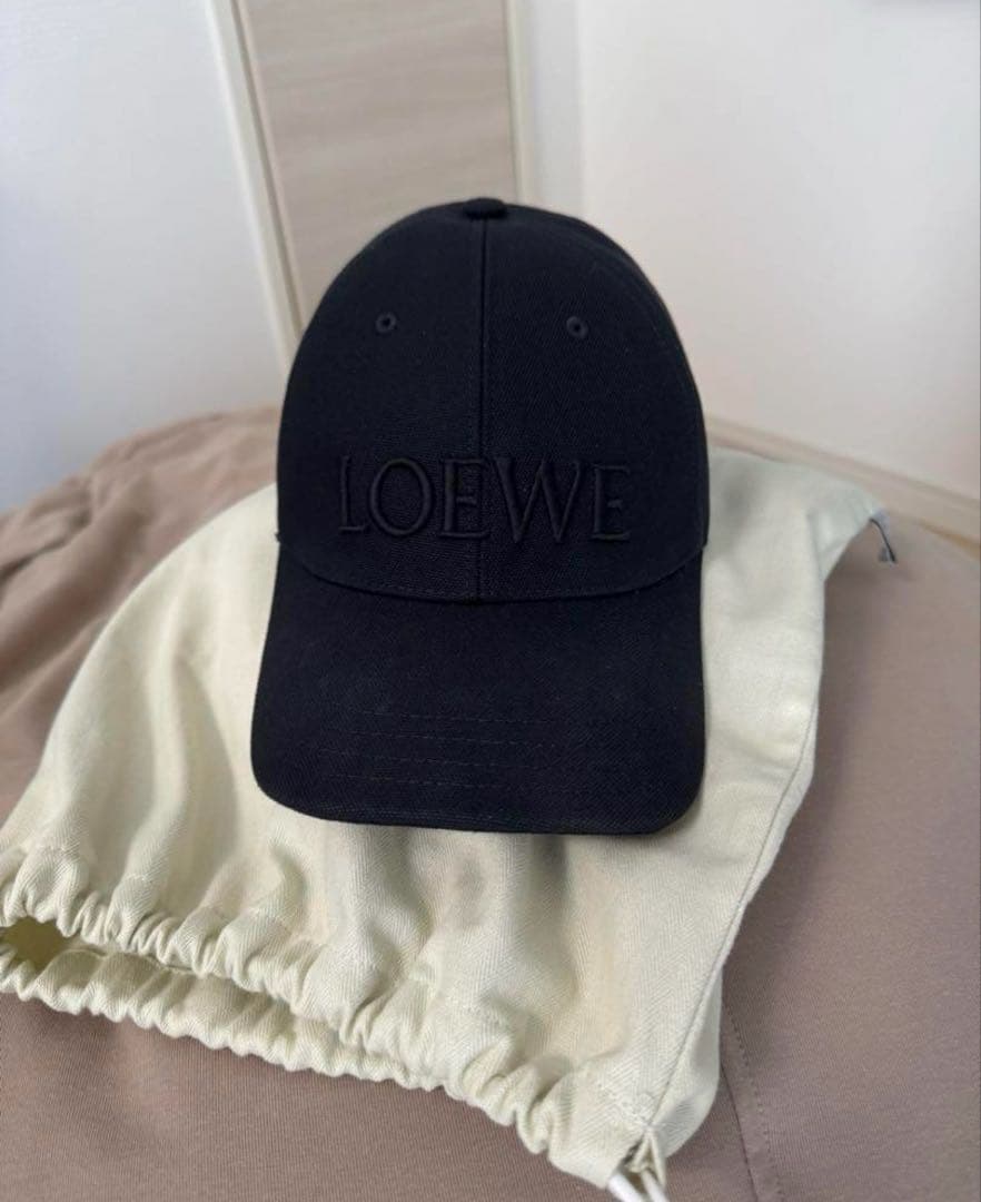 LOEWE ベースボールキャップ
