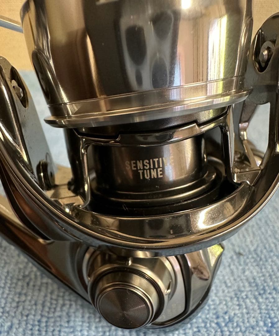 EXIST SF2000SS-P スピニングリール　センシティブチューン済み