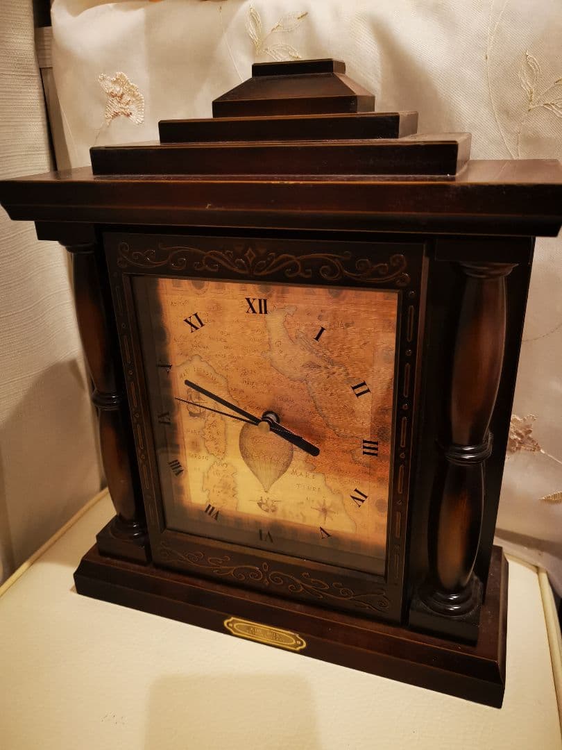 隠し扉付き レトロ置き時計 気球 帆船 地図 漆器販売ミタニ オルゴール
