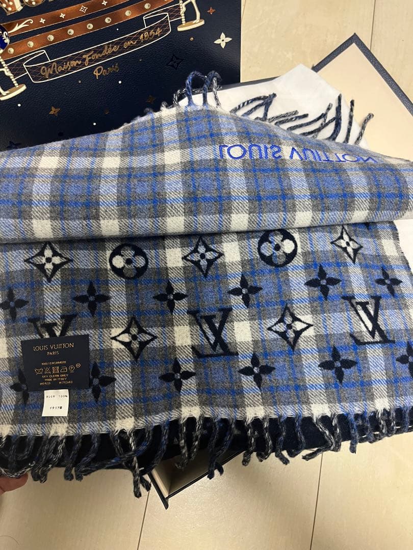 Louis Vuitton マフラー