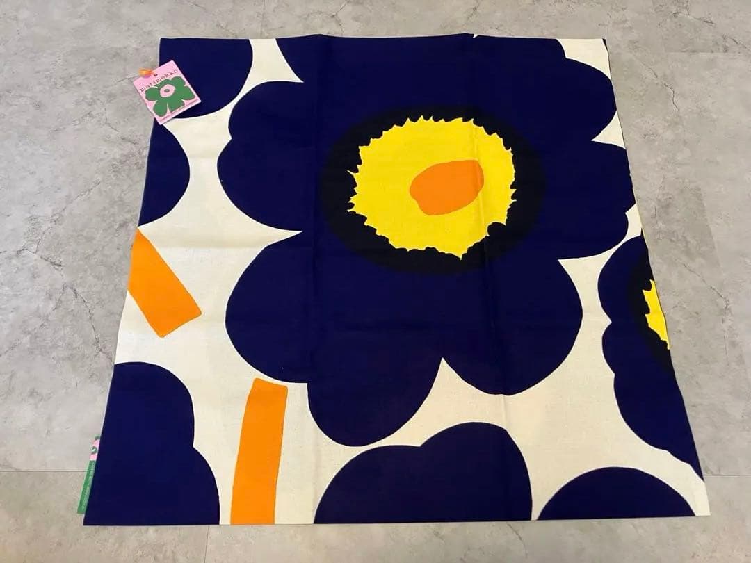 マリメッコ　ウニッコ　60周年　クッションカバー